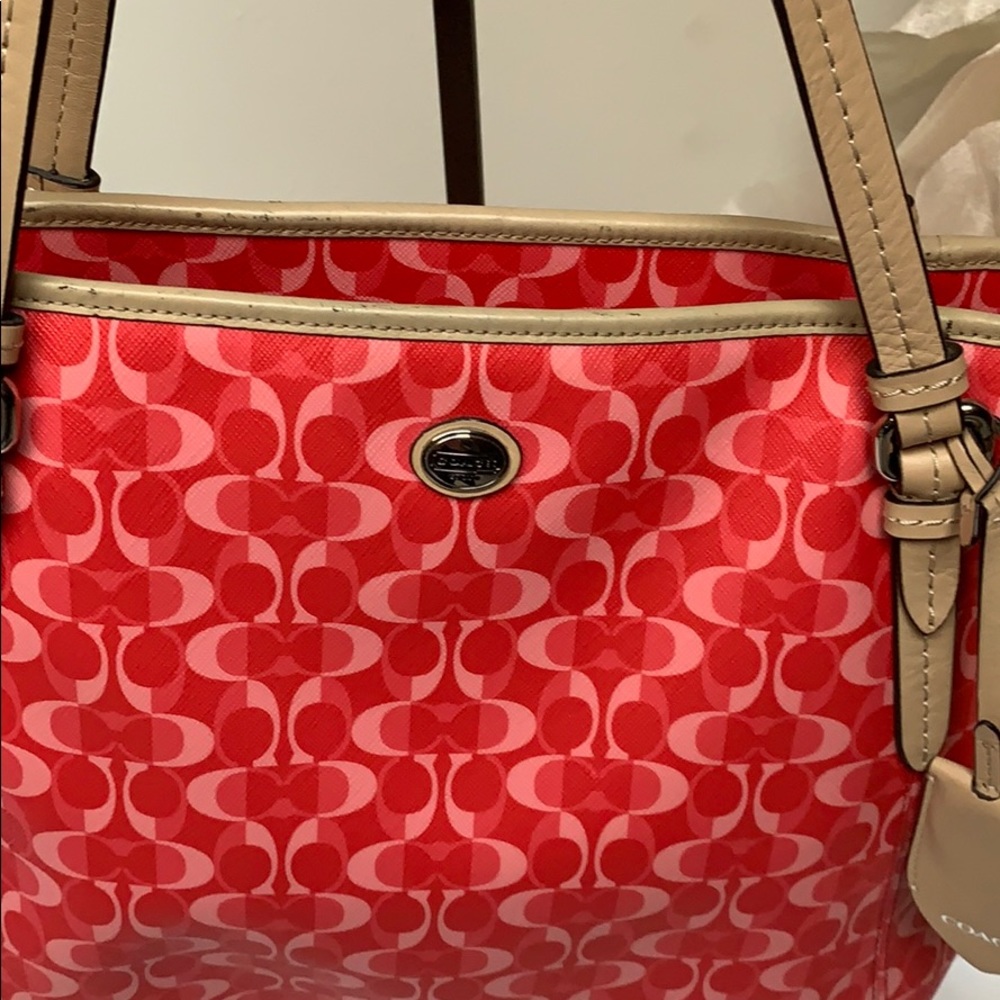 Coach tote - Picture 3 of 5